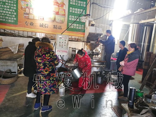 榨油机榨油坊老客户