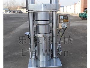 榨油机的出油率和什么因素有关呢？