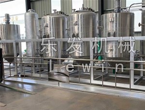 榨油机使用一段时间之后，如何清理油垢？